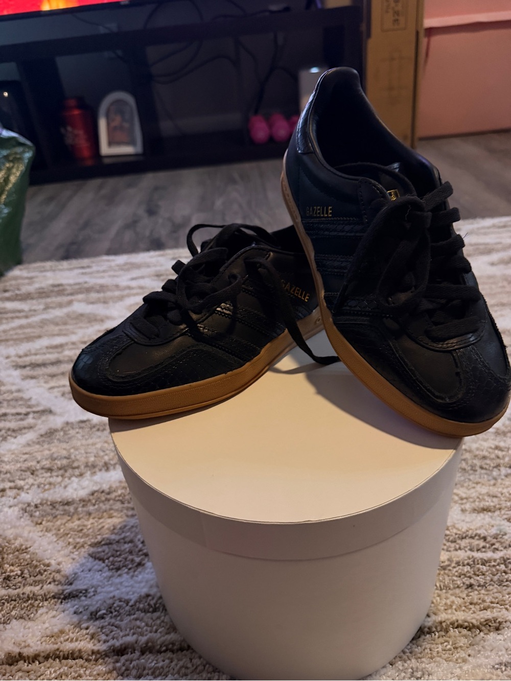 adidas Gazelle Indoor Black Snakeskin Gum IF1978 Men 5.5/Women 6.5